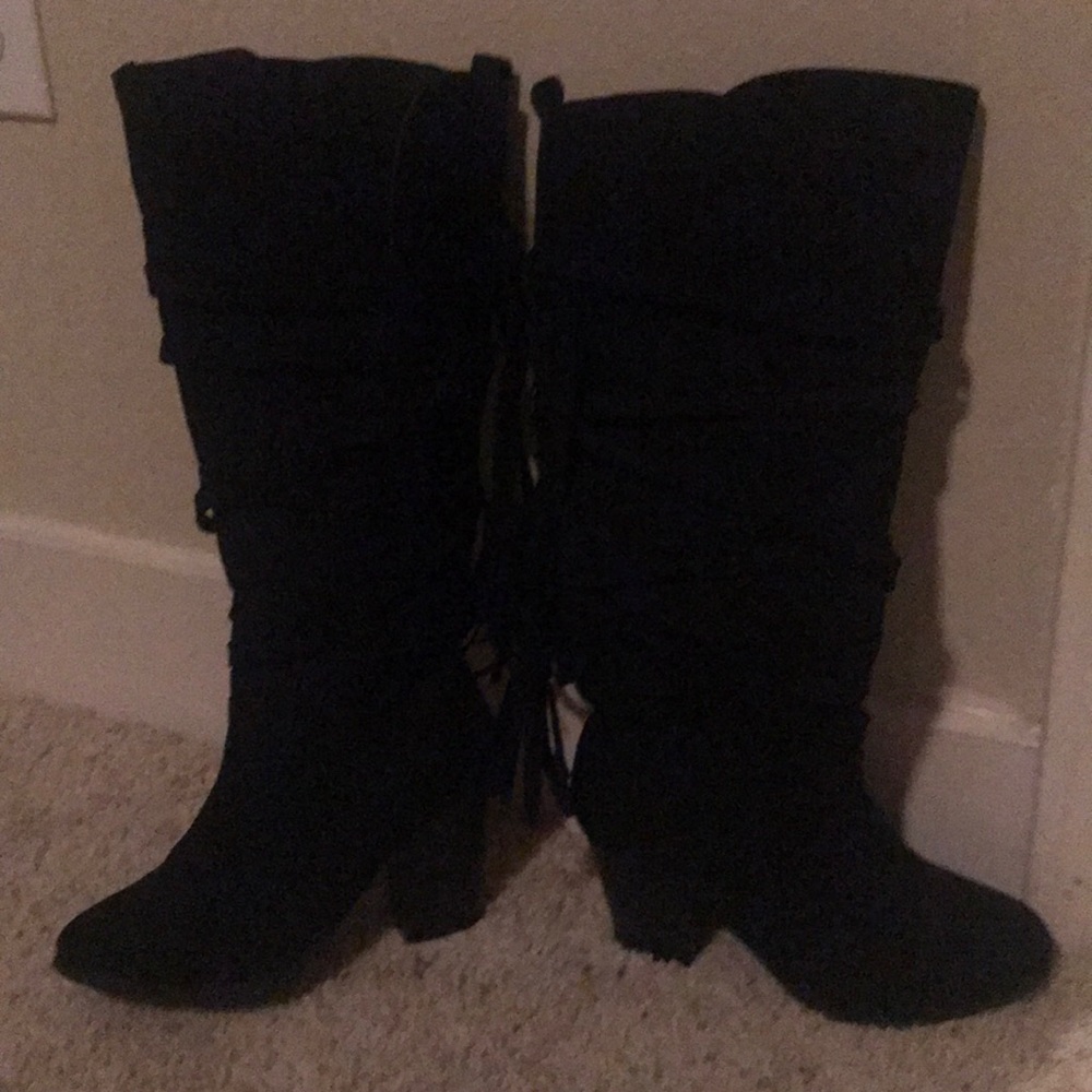 Black Boots